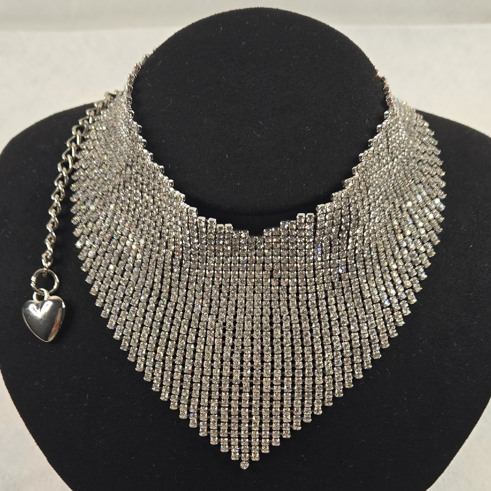 Elegant Zirconia Choker Necklace